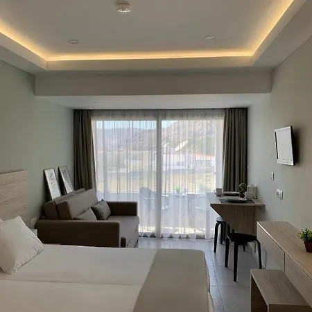 Pals Pefkos Apartahotel