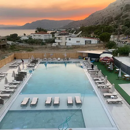 Apartahotel Pals Pefkos